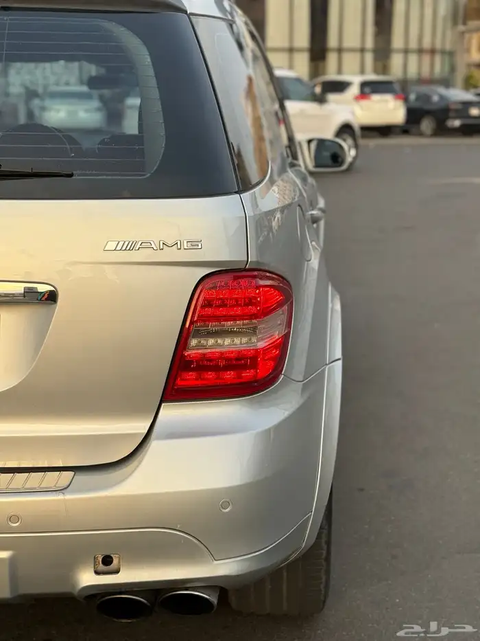 للبيع جيب مرسيدس ML 63 AMG 17