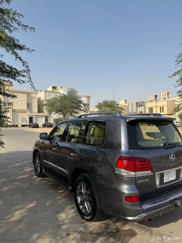 لكزس 2015 للبيع 6