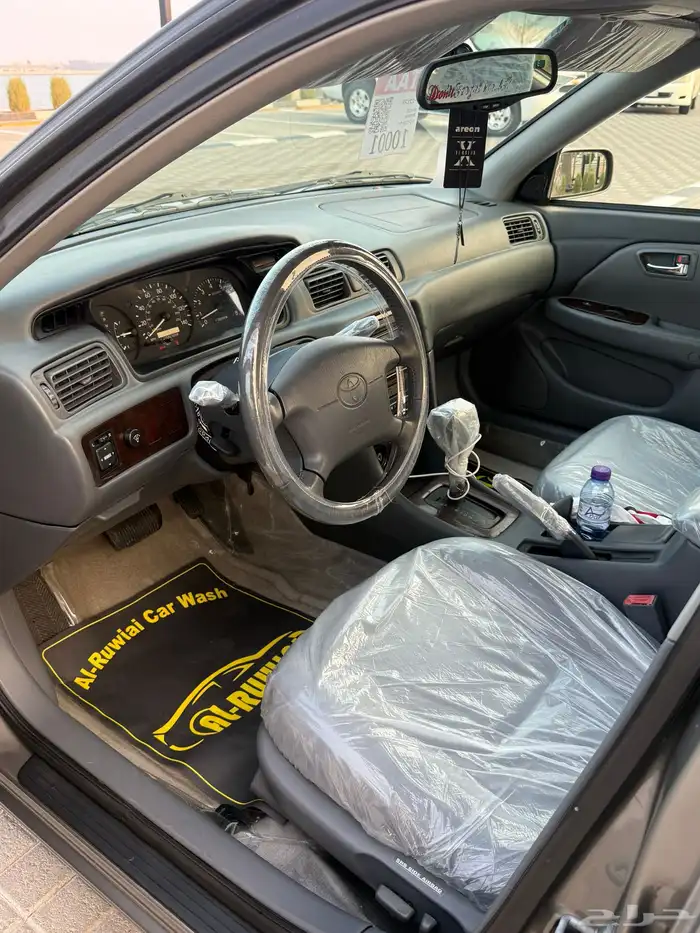 للبيع كامري 2000 8