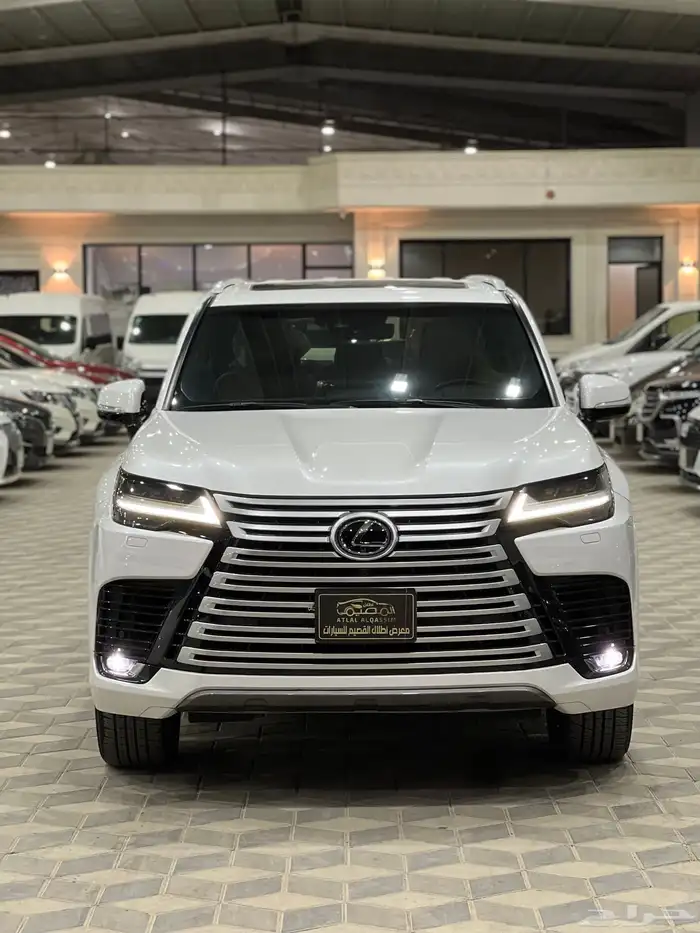لكزس 2024 LX 600 فل كامل 0