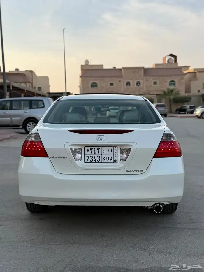 هوندا اكورد 2006 فل كامل جلد (تم البيع) 14