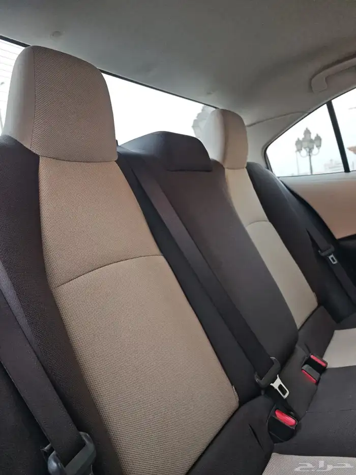 كورولا وكاله عداد 60 الف فقط 19