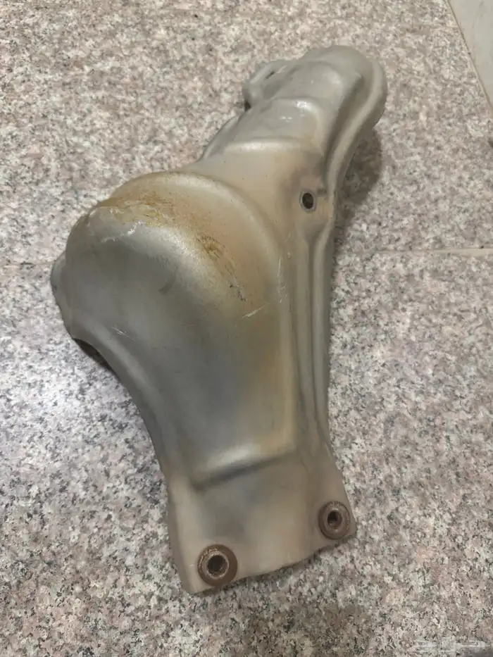 للبيع هدرز شعبه هايلوكس 2014 مع حامي وكالة 2