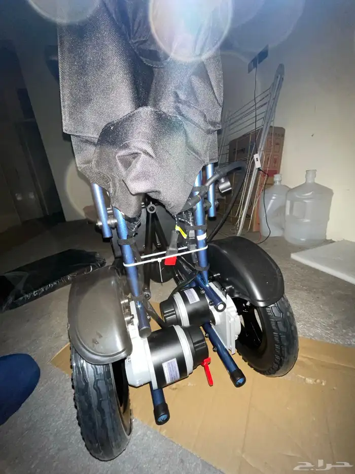 كرسي كهربائي متحرك 8