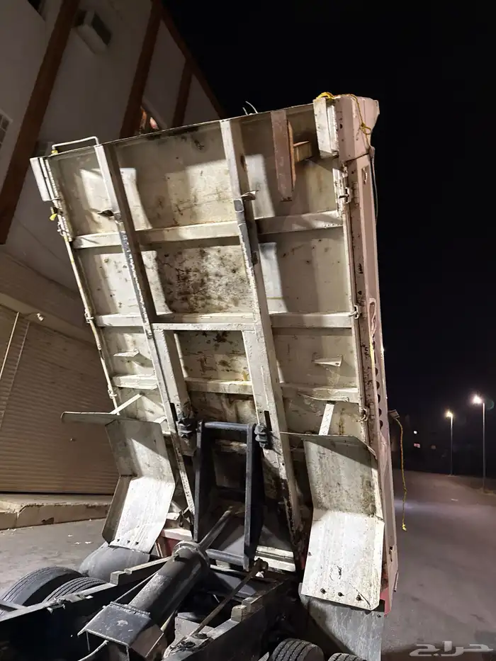 قلاب ايسوزو 1990 على الشرط ديزل 32