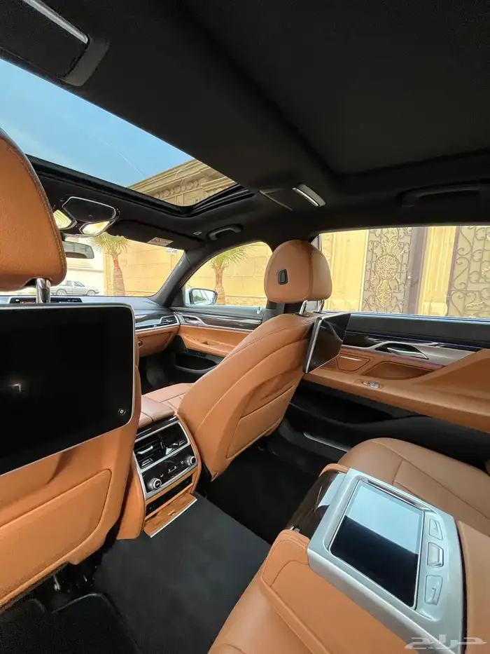 بي ام دبليو 730 2019 مخزن 32