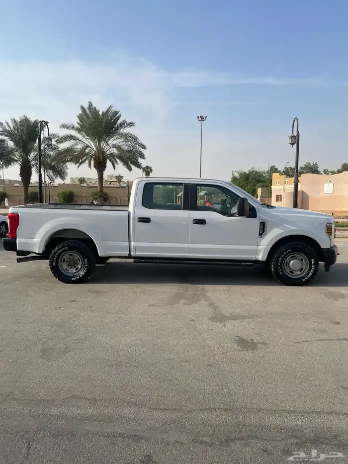 فورد F250 XLT 10