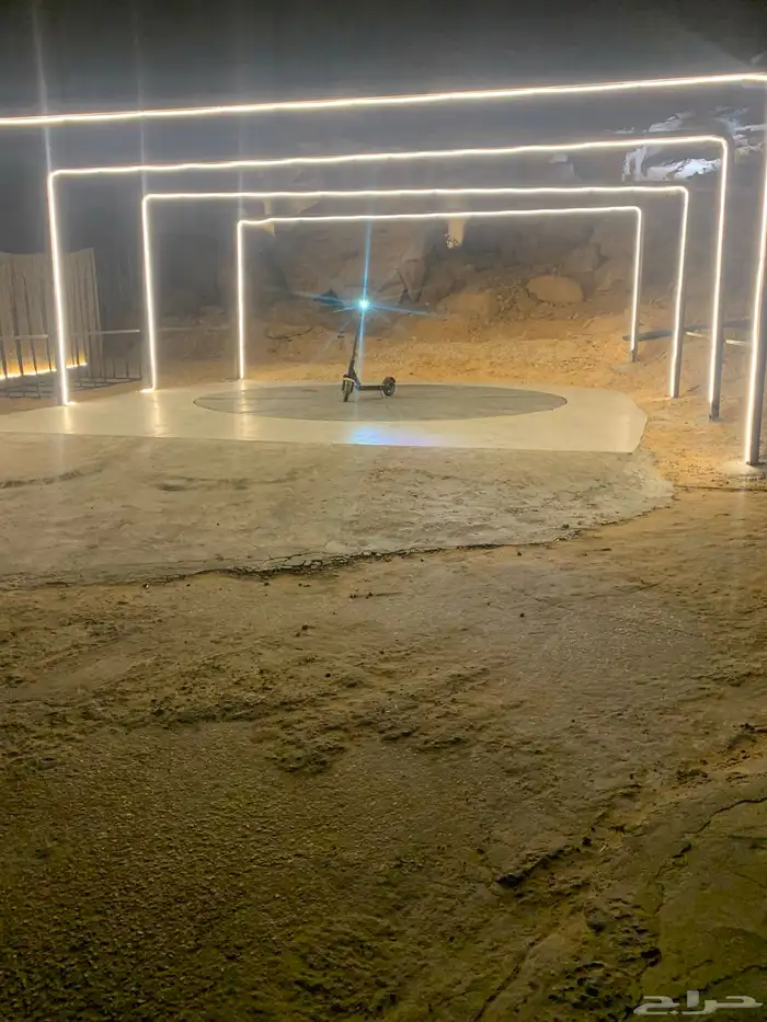 سكوتر واقف 2