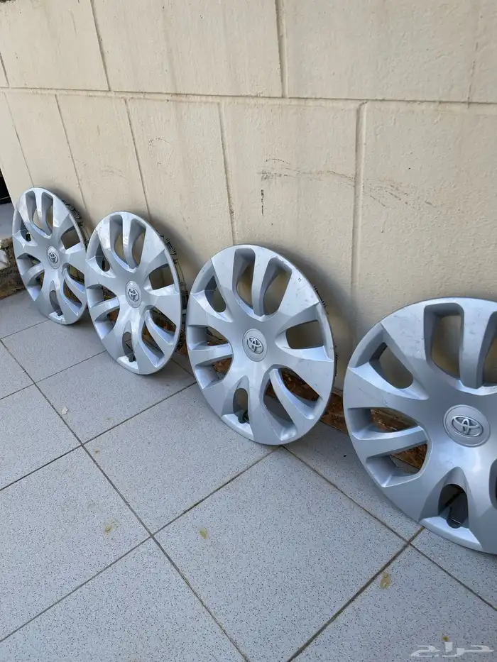 طيس هايلوكس 2016 - 2025 1