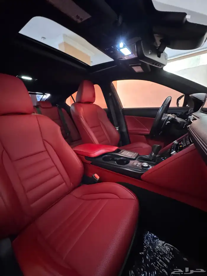 لكزس IS 350 F 2023 فل 34