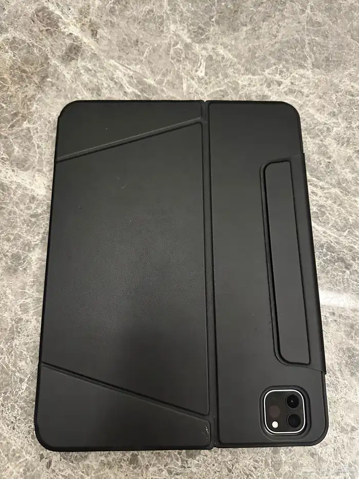 ايباد برو 11 انش M2 الجيل الرابع مع قلم ابل الجيل الثاني 1