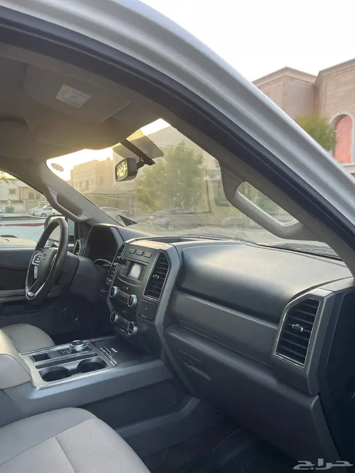 فورد اكسبيدشن 2018 14