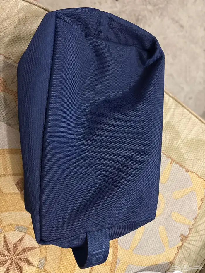 شنطه تومي للبيع 1