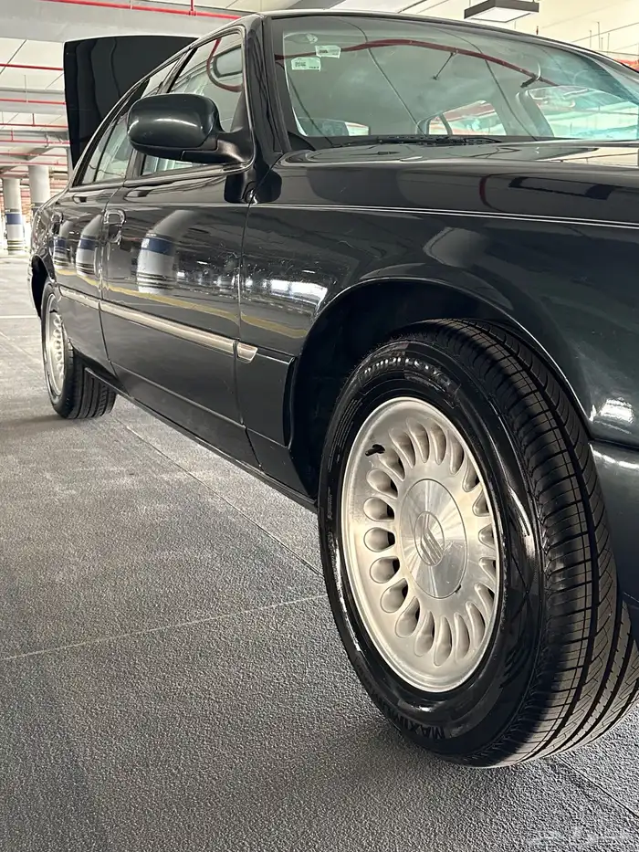 جراند ماركيز 1999 9