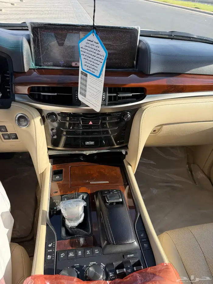 جيب لكزس 2017 فل كامل خليجي شد بلد الدفعه الاخيره 17