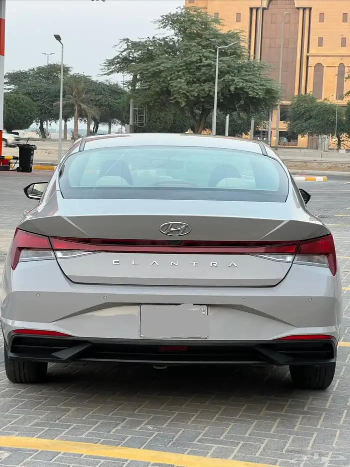 هيونداي النترا 2023 9