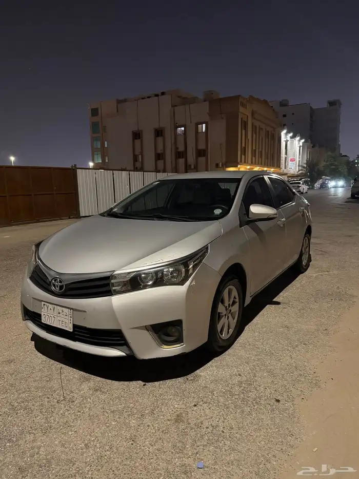 كورلا 2015 نص فل مكينه كبيره 0