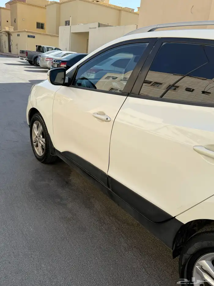 للبيع توسان 2013 نص فل بدون دبل 7