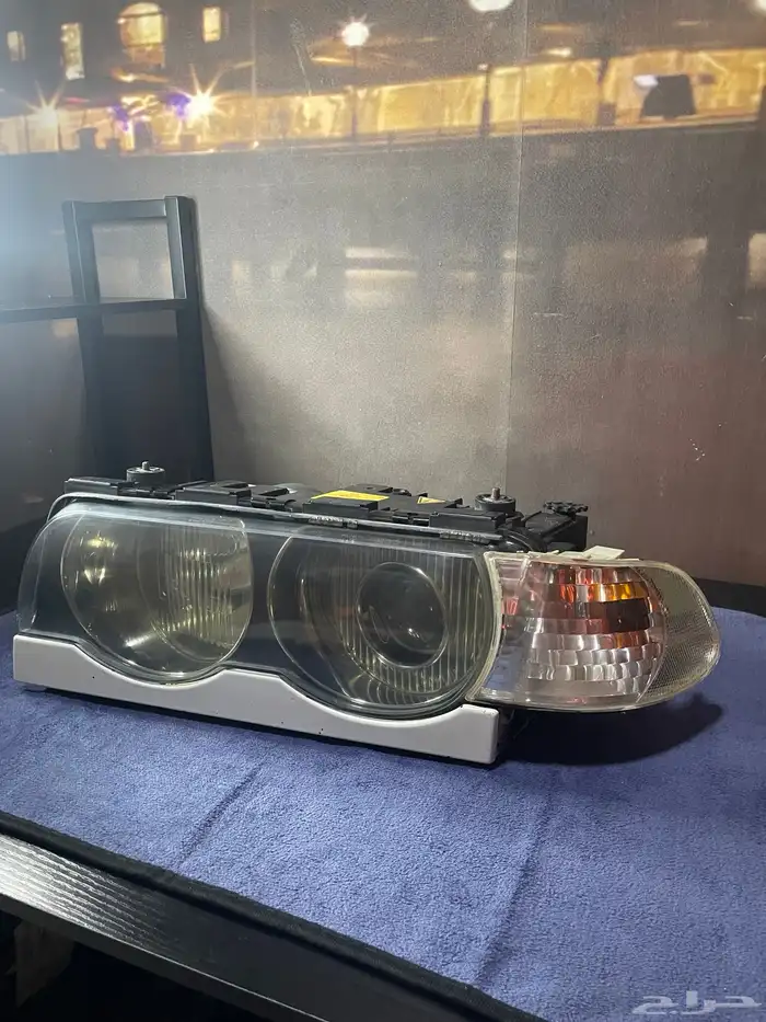 شمعات بي ام دبليو e38 زينون مع كامل الملحقات أصلي 2