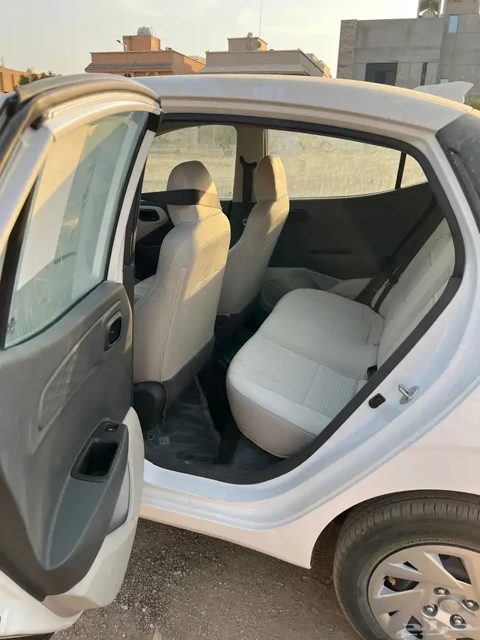 هيونداي i10 2025 9