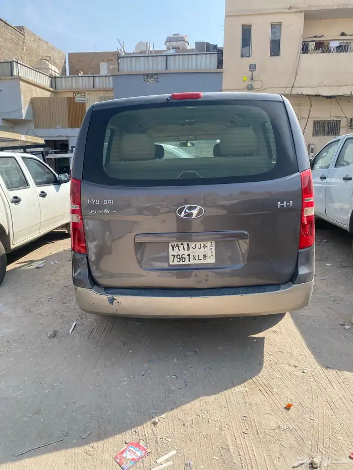 هيونداي H1 2012 ماشي 350 الف 3