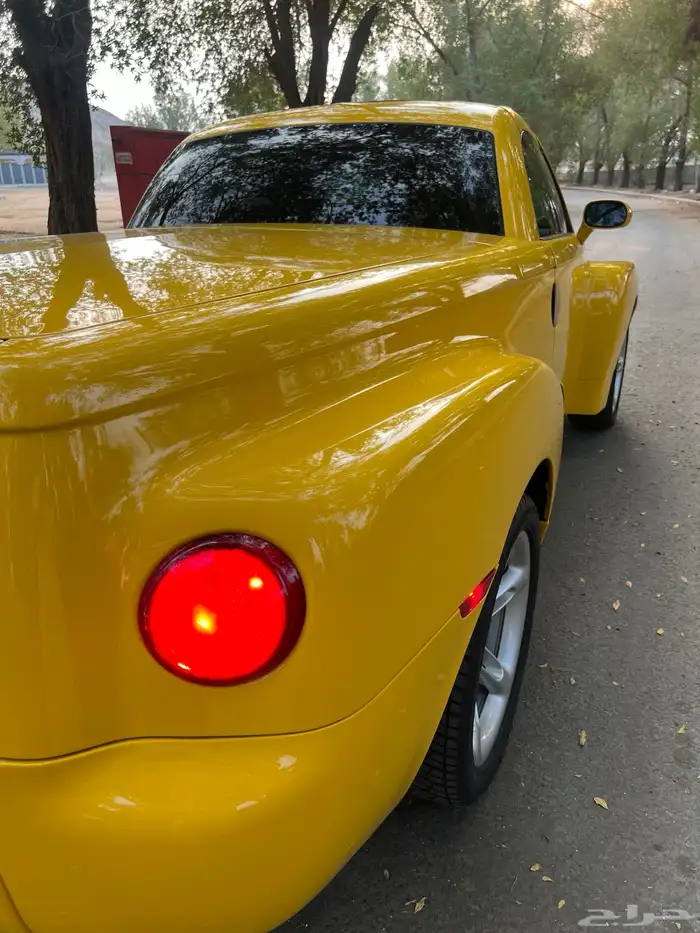 مخزن كشف ونيت بيك اب شيفرولية SSR موديل 2003 55