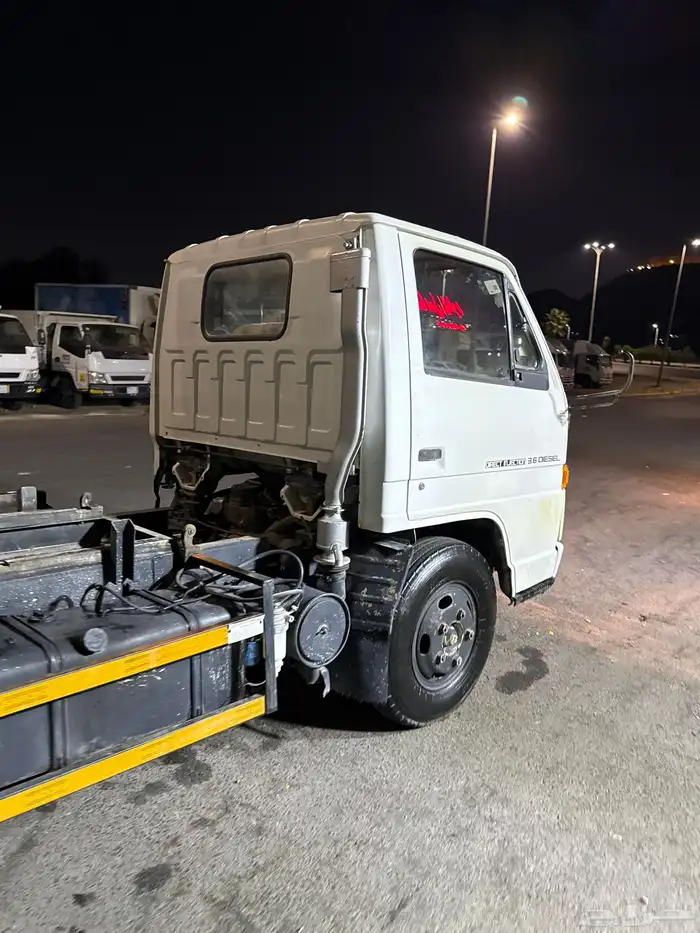 قلاب ايسوزو 1990 على الشرط ديزل 29