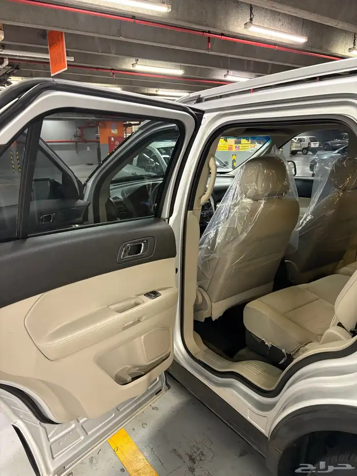 اكسبلورر موديل 2015 12