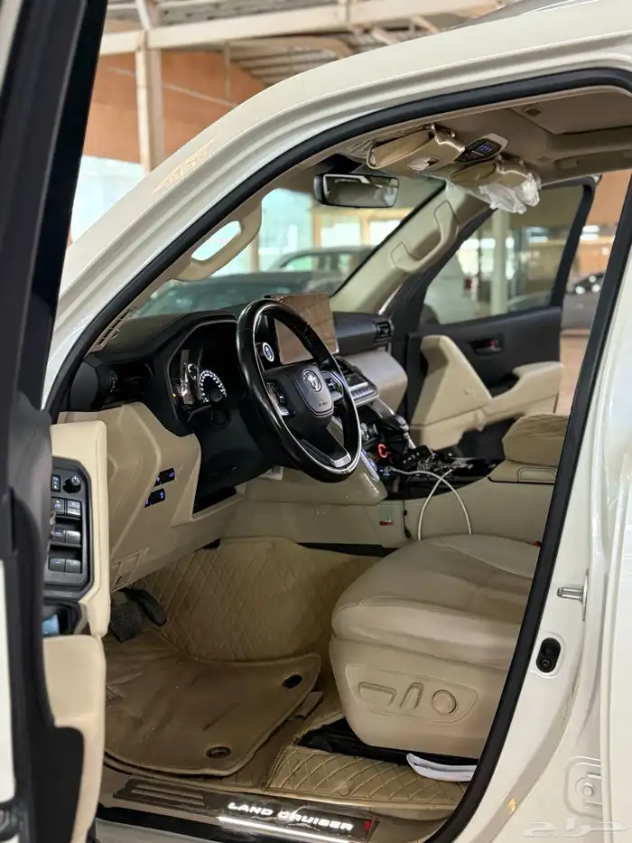 لاندكروزر 2024 18