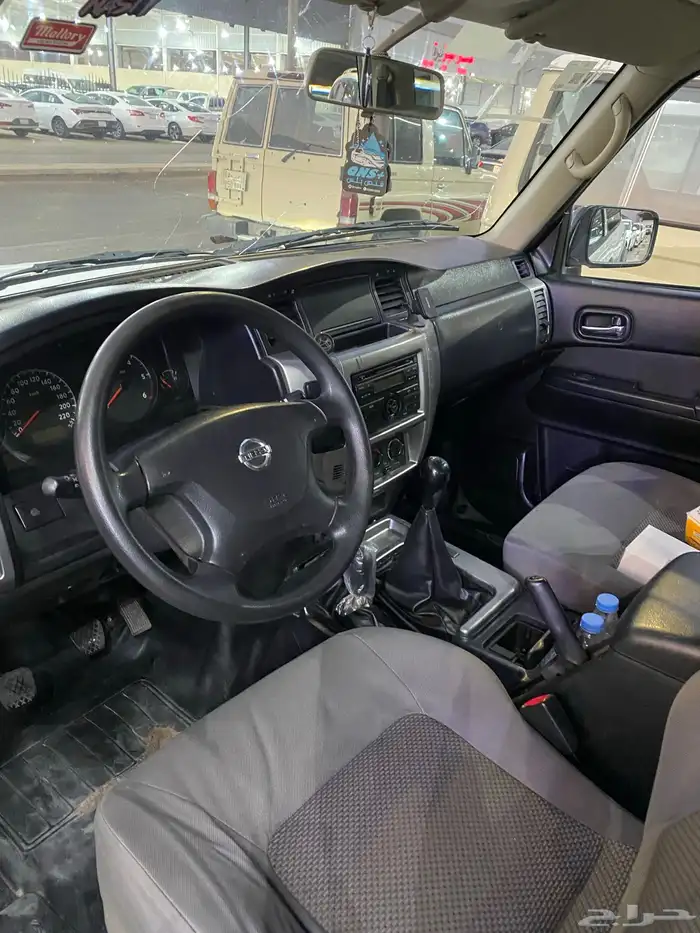 باترول سفاري 2015 قير عادي 4