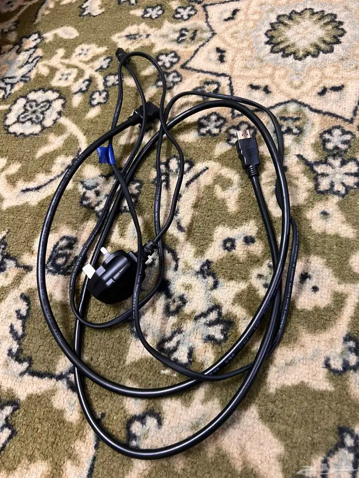 السلام عليكم سوني 4 للبيع سليم 550 3