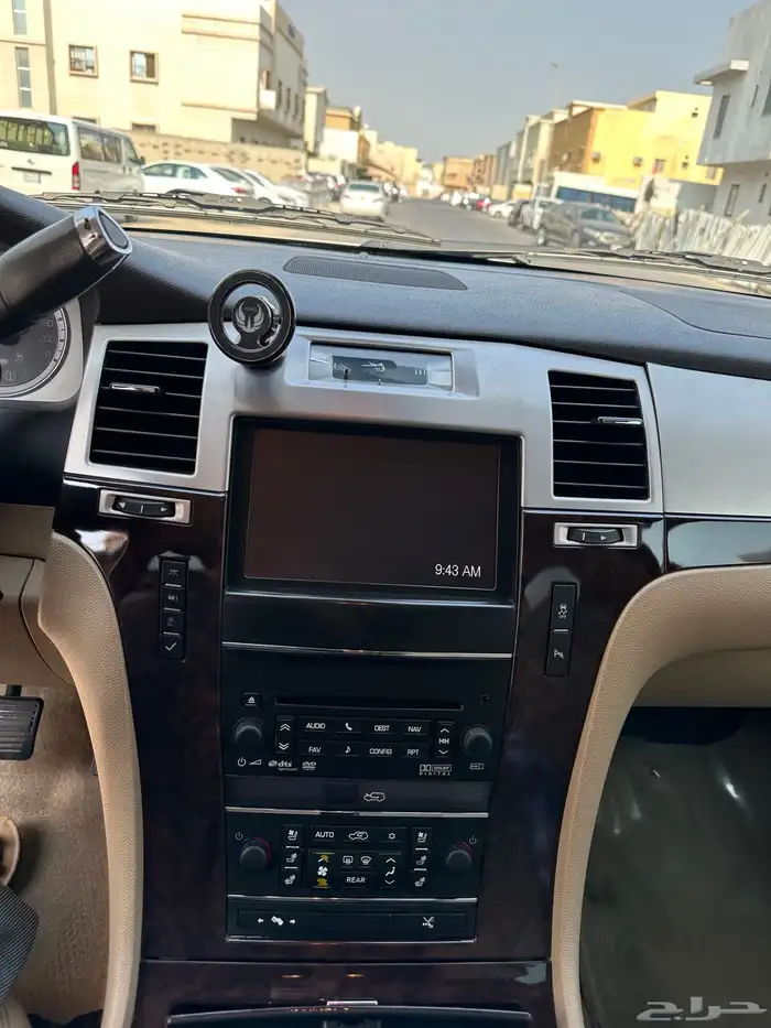 اسكاليد 2013 طويل ESV ممشى 195 الف كيلو الجميح 7