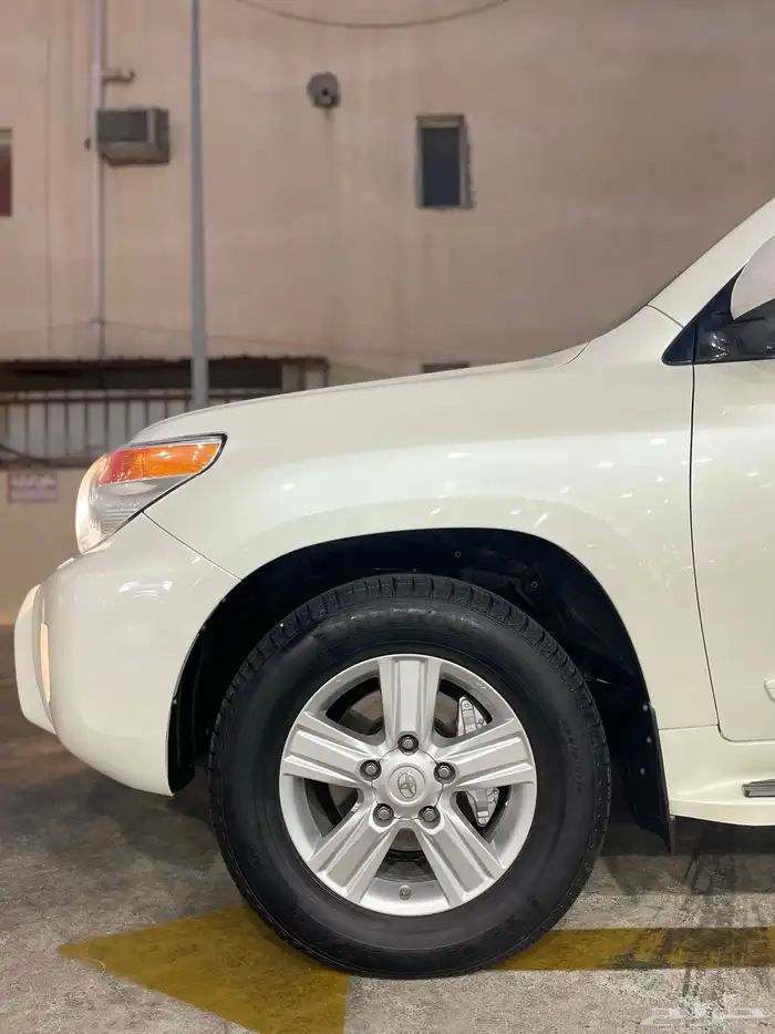 لاند كروزر موديل 2014 15