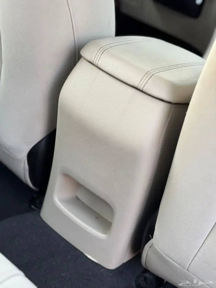 شيري اريزو 5 موديل 2023 السعر 23500 الف 15