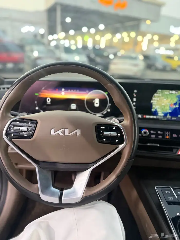 كياK8 موديل 2023 هايبرد 9