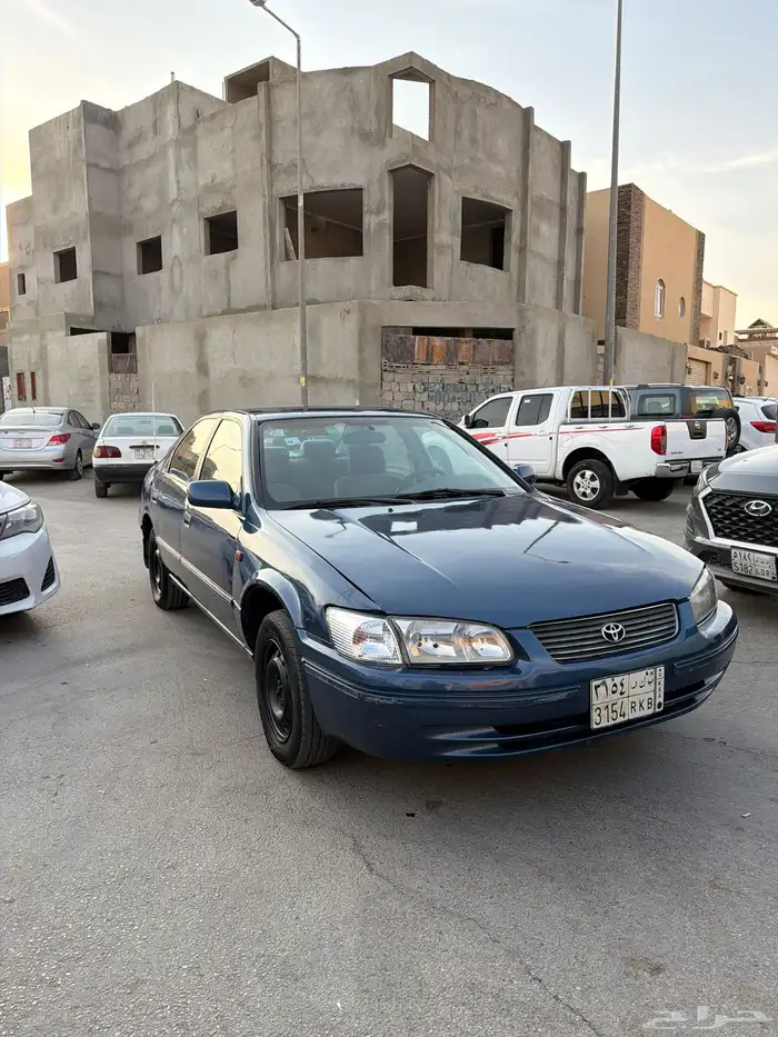 للبيع كامري 2000 0