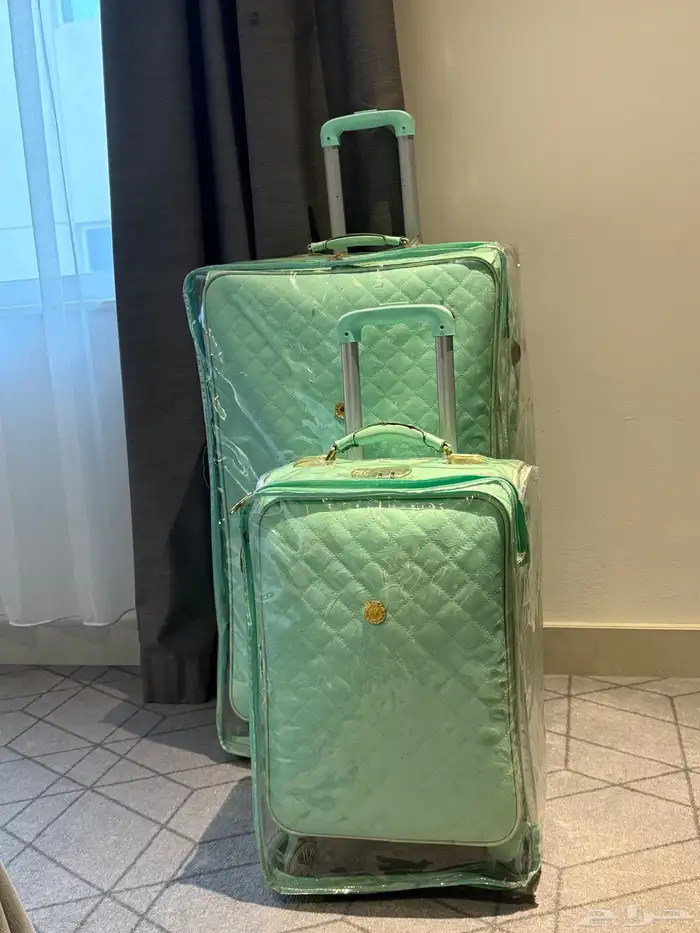 شنطتان وحده كبيره ووحده صغيره 0