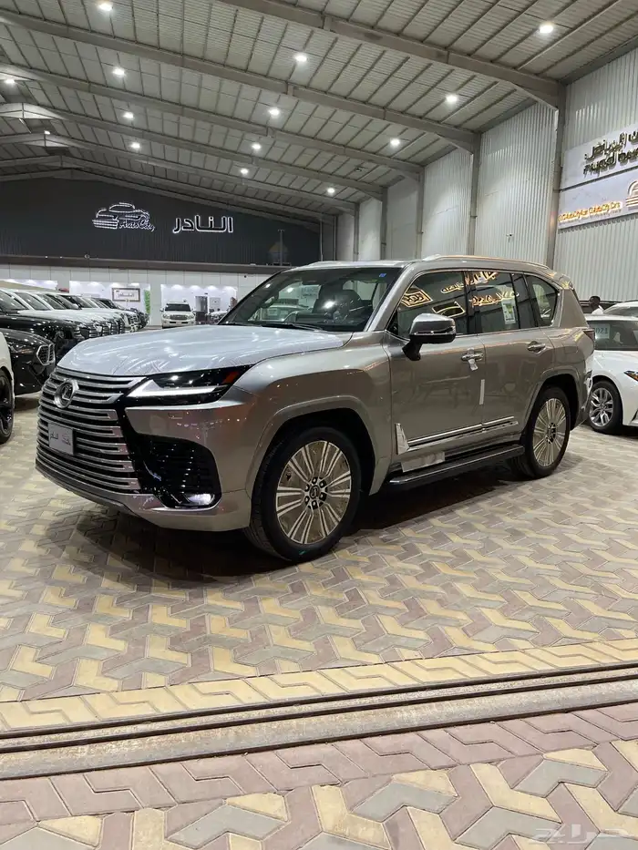 لكزس Lx BB سعودي عدةالوان بطاقه كاش اقساط 9