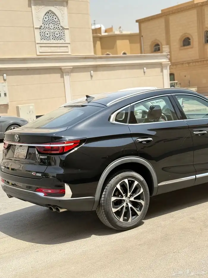 للبيع جيب شانجان CS85 موديل 2022 10