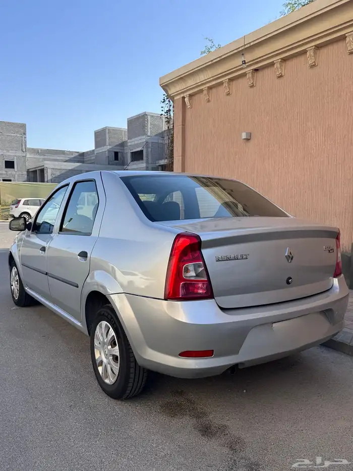 رينو لوغان نظيفه جدا 3