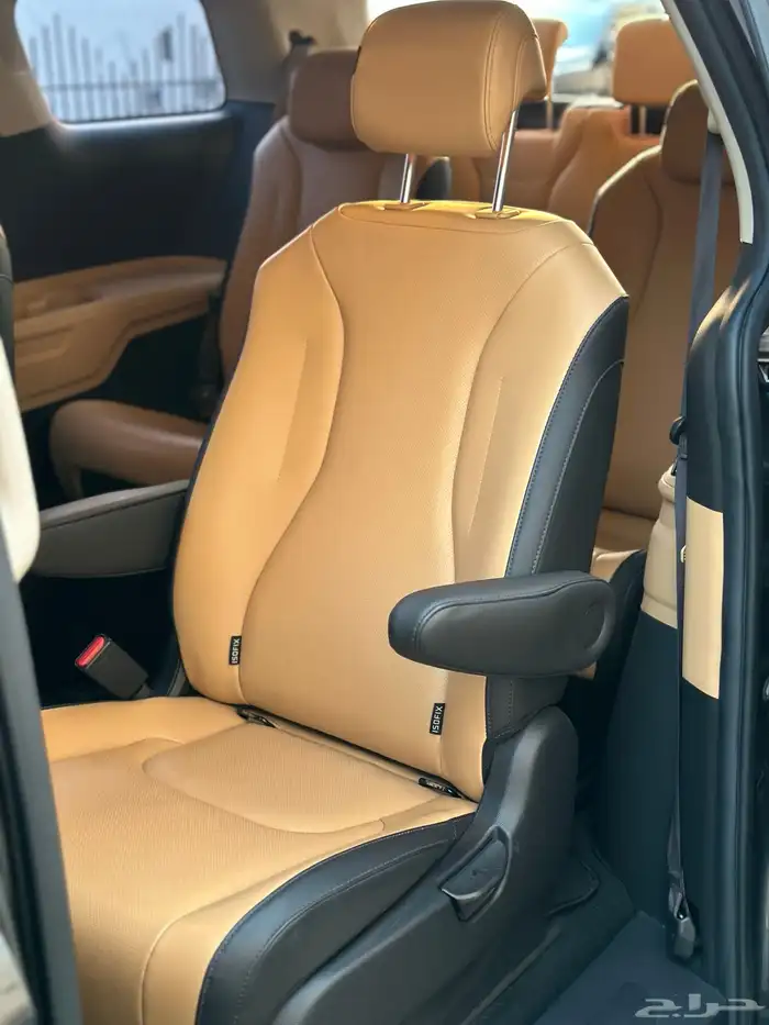 كيا كارنيفال 2021 ديزل 38