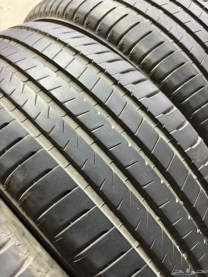 كفرات برجستون235 55 20تركب للمازدا والكثير من السيارات 5