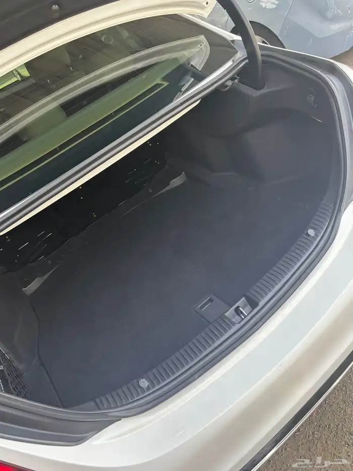 مرسيدس C200 Class 7