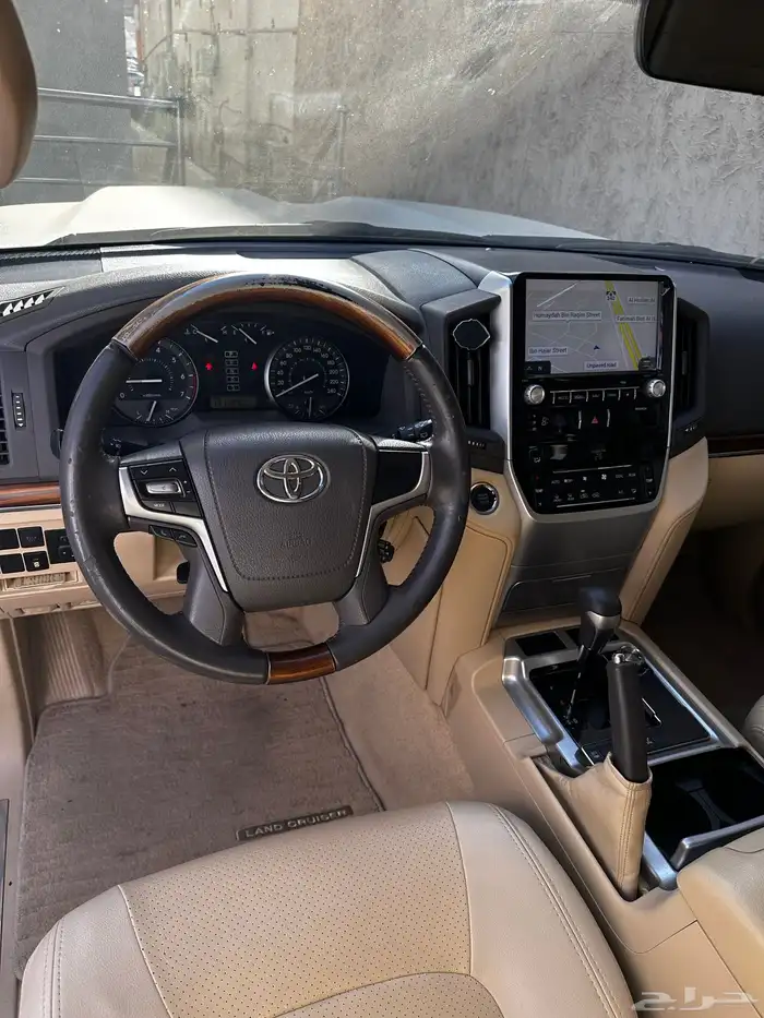 لاندكروزر GXR2016 10