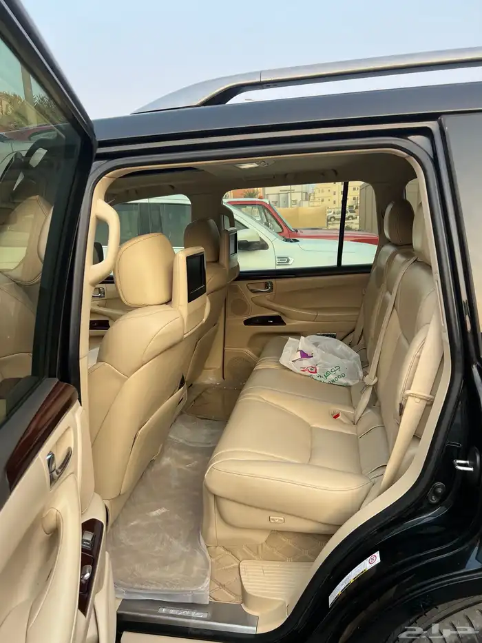 لكزس LX 570 اسبورت 6