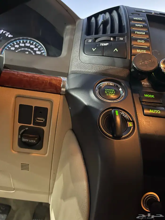 لاند كروزر موديل 2014 16