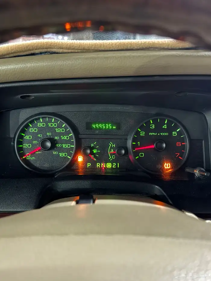 فورد فكتوريا 2011 سعودي 8