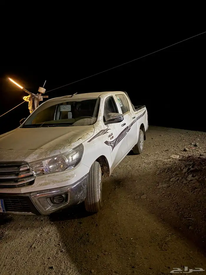 هايلكس ديزل غمارتين ممشى 12 الف بحالة الوكاله 2