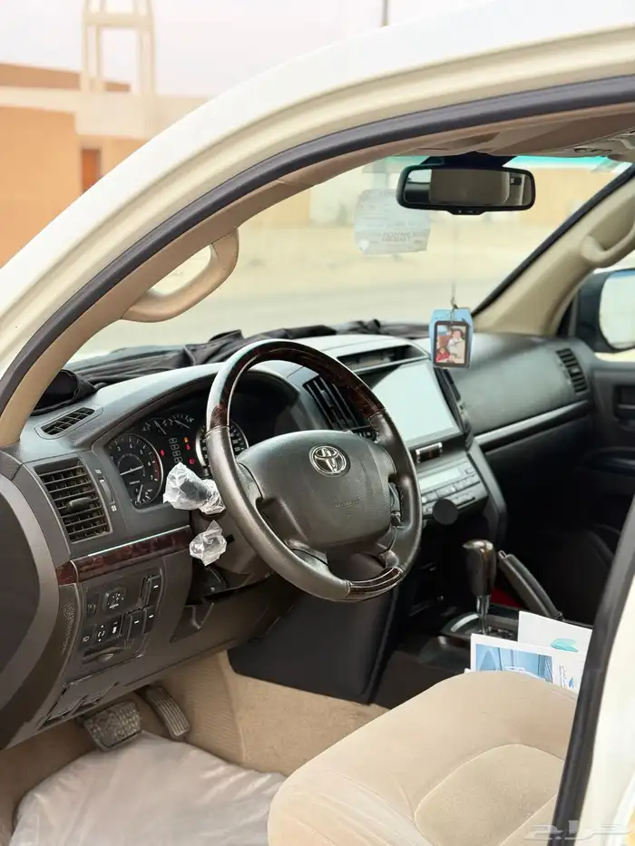 لاند كروزر 2010 شرط عبداللطيف 16