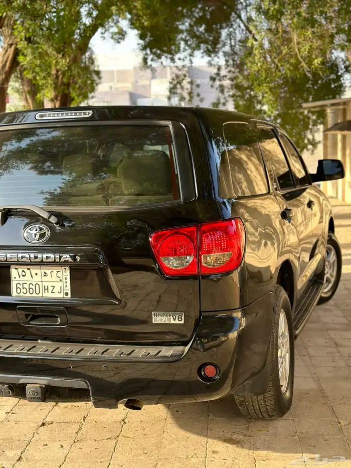 سيكويا 2015 سعودي ممشى 172 k 4